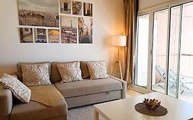 Modern Marina Apartment